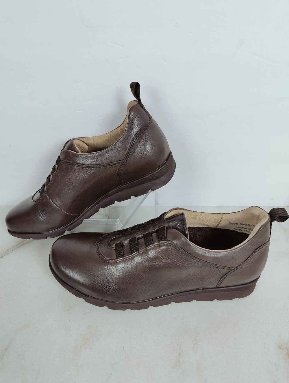 NIB David Tate Bell Women's Brown Napa Leather Sneakers, Sz 8.5